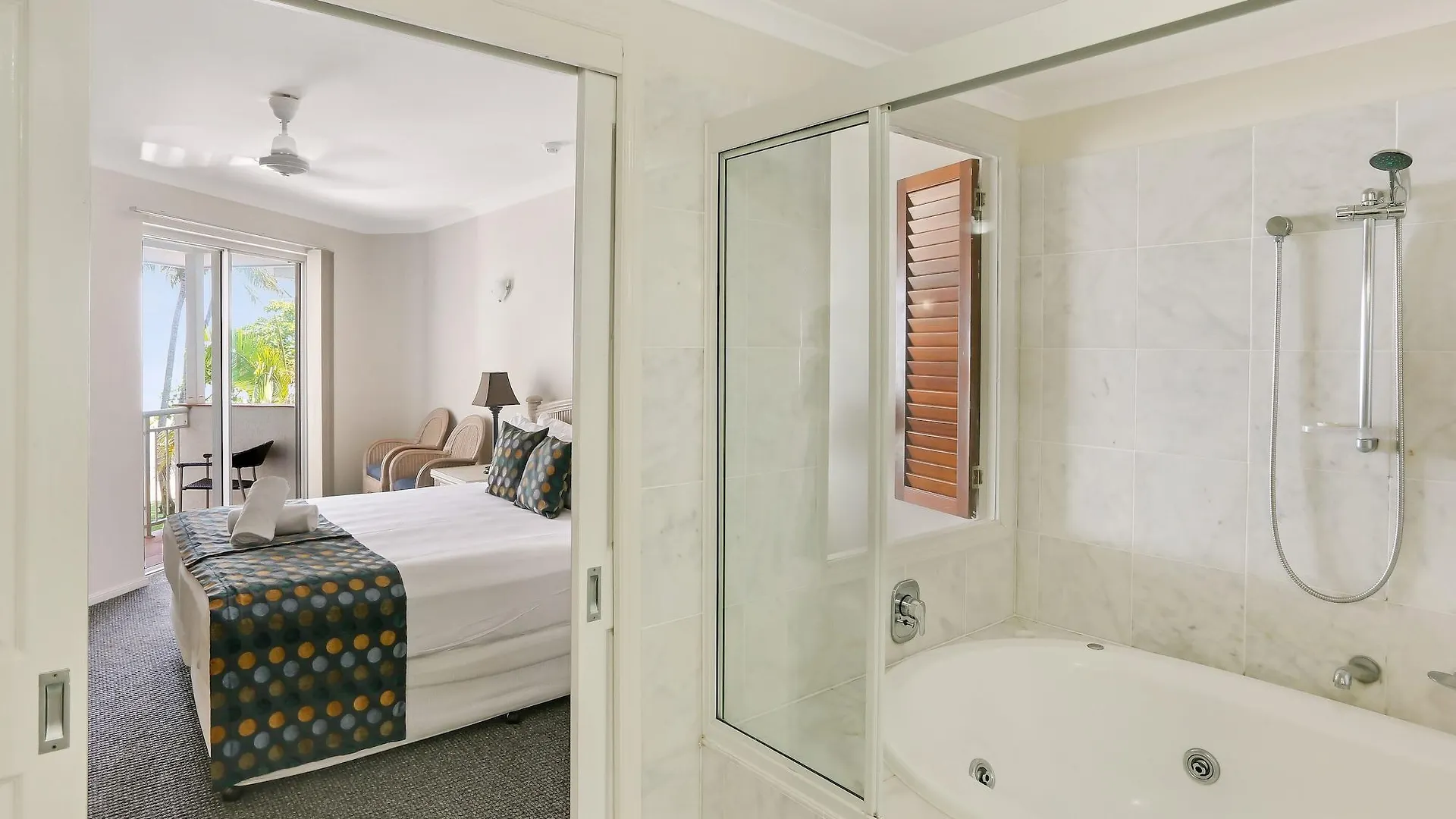Alassio Palm Cove Hotel